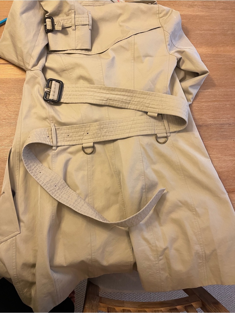 Authentic Burberry Beige Double-Breasted Trench Coat - Picture 8 of 14